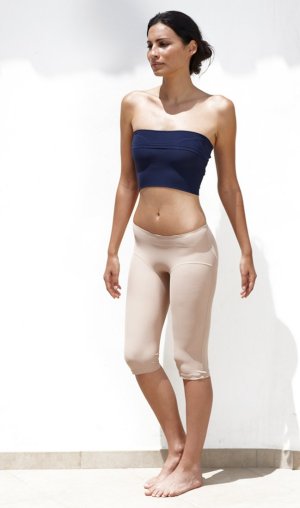 Pantaloncino lungo anticellulite “Biofit”, colore nudo.