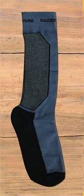 Grigio antracite e grigio.