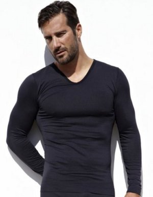 Maglia manica lunga con scollo a V, colori bianco e nero.