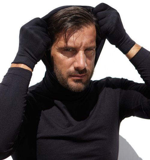 Scaldacollo nero.